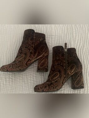 Tapestry Boots by BP. Size 6.5